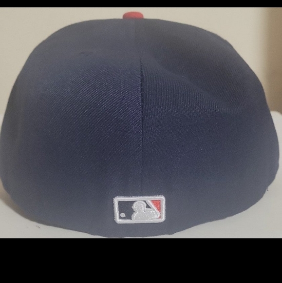 NEW ERA - Picture 3 of 4